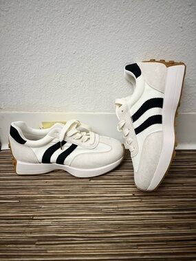 Women's Cream Athletic Sneakers with Black Stripes
